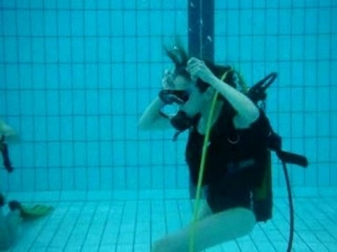 Fév 08_Plongée enfants_Cerceau + vidage masque