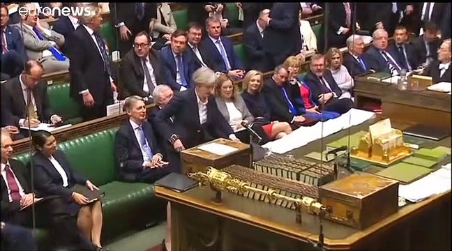 Brexit: Σε θέσεις μάχης τα κόμμματα με όλα τα σενάρια ανοιχτά