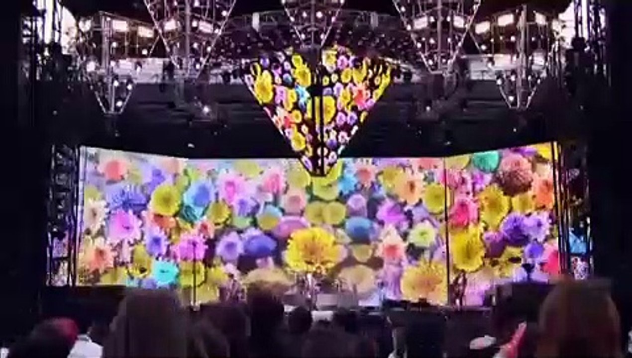 L Arc~en~Ciel - My Heart Draws A Dream  Live final