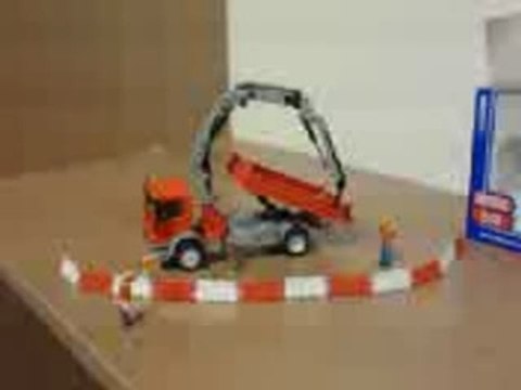 Mon camion mercedes atego avec grue by Siku