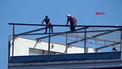 Zonguldak çatıda tehlikeli çalışma