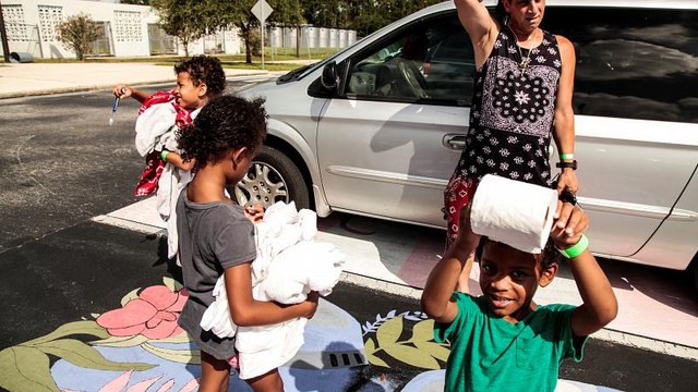 ΗΠΑ: Συναγερμός σε τρεις πολιτείες για τον τυφώνα Ντόριαν