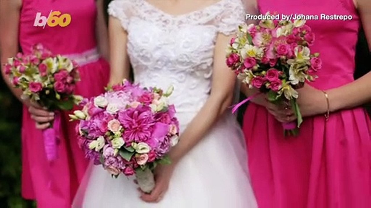 Mismatched Dresses and 7 Other Ways to Make Life Easier on Your Bridal Party