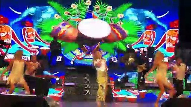 Demet Akalın: Hande Yener ile müzikal yapmak istiyorum