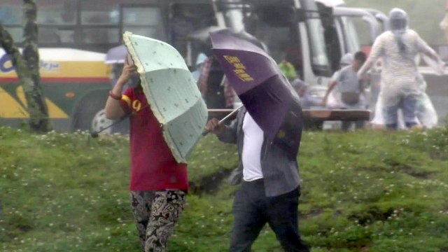 태풍 '링링', 주말에 한반도 강타...모레까지 200mm 폭우 / YTN