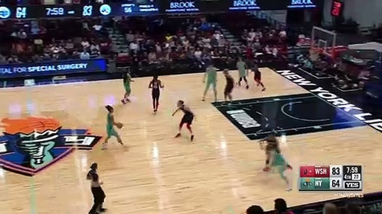 La passe géniale de Marine Johannes