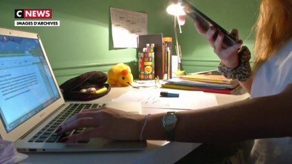 A quel âge peut-on donner un téléphone portable à son enfant ?