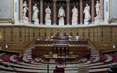 Des reliques nazies retrouvées dans les bas-fonds du Sénat