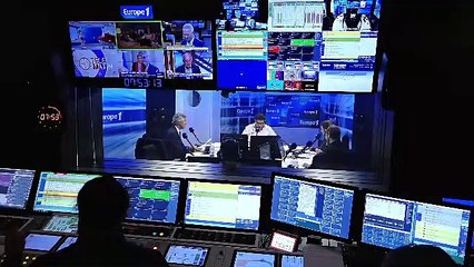 Mairie de Paris : Cédric Villani va annoncer sa candidature, au grand dam d'Emmanuel Macron