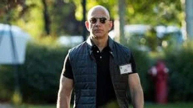 Wow, Lady Gaga to Barack Obama Turns Out to Ever Work in Restaurants