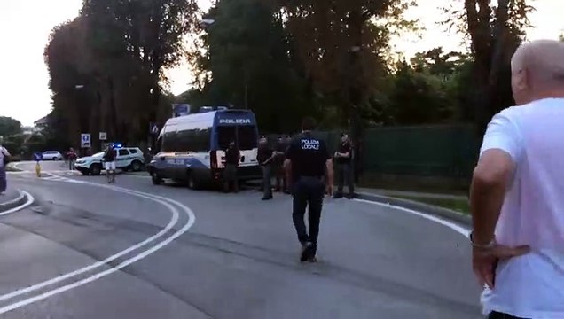 Salvini - Grazie agli uomini e alle donne in divisa (03.09.19)