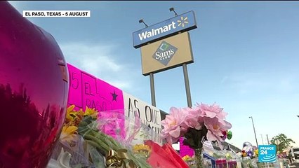 US - Walmart to limit sales of guns and ammunition