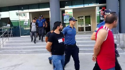 Bursa'da uyuşturucu satıcılarına şafak operasyonu: 23 kişi gözaltına alındı