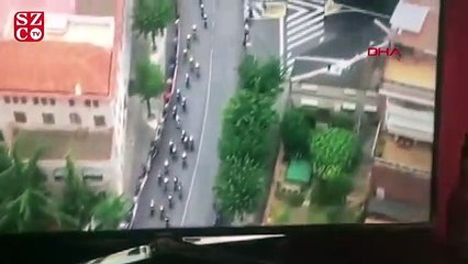 Çatıda esrar yetiştirenler, bisiklet yarışını görüntüleyen helikopter kamerasına yakalandı