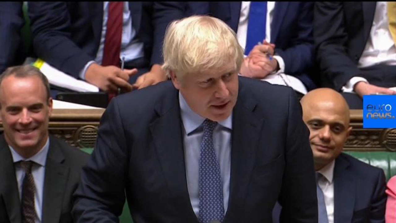 Video: Boris Johnson flucht im Parlament und erntet Lacher