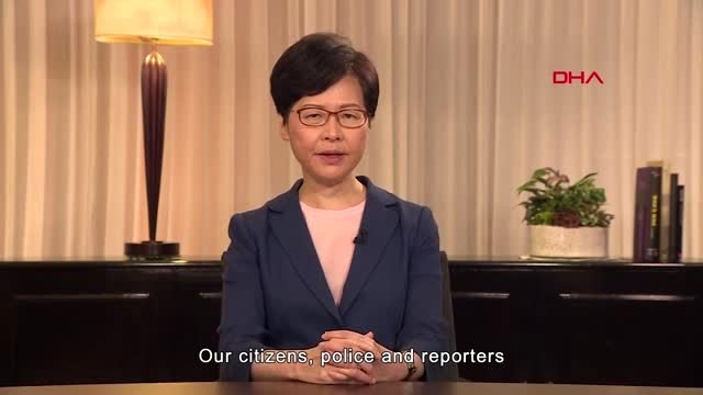 Hong kong'da eylemciler tasarının geri çekilmesini kutluyor