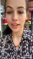 Ses yeux changent de couleur sous l'effet du soleil