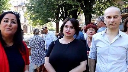 Pro et anti burkini s'opposent au planning familial à Grenoble