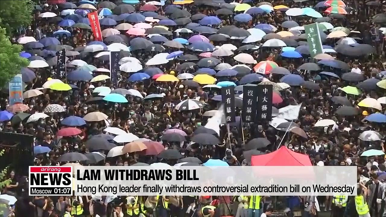 Hong Kong leader withdraws extradition bill, calls for dialogue