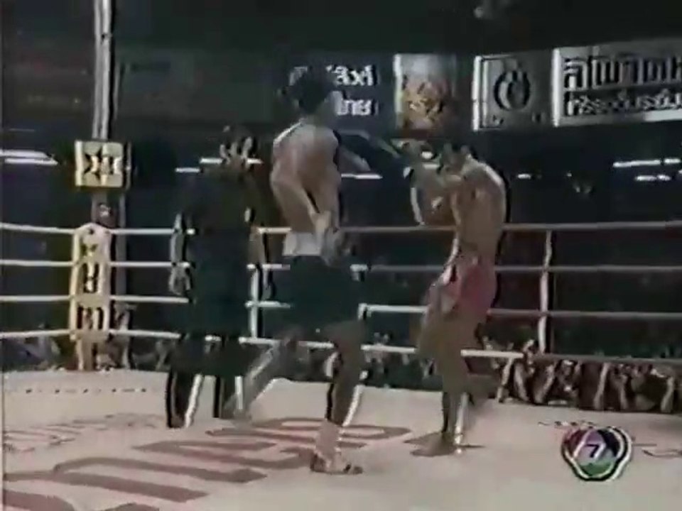 Muay Thai แสนไกล (แสนไกร) ศิษย์ครูอ๊อด VS สิงห์ดำ อ.อุกฤษณ์ (ส.ค. 37) Saengrai VS Singhdam