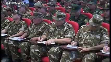 قائد الجيش الجزائري: وضع البلاد لا يحتمل تأخير إجراء الانتخابات الرئاسية