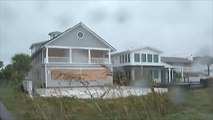 إعصار دوريان يضرب سواحل فلوريدا بدون خسائر