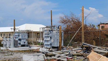 Hurricane Dorian lashes US east coast after bashing Bahamas