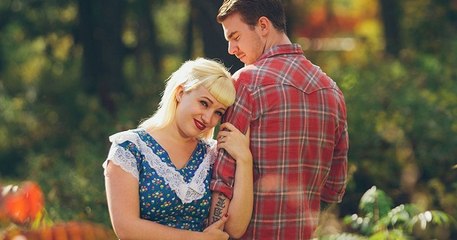 Ce couple a réalisé le photoshoot de fiançailles le plus horrible !