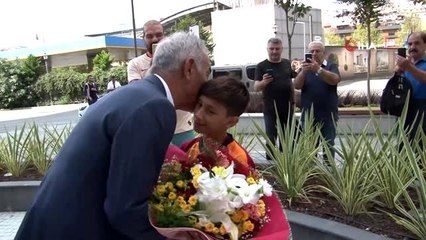 Adnan Polat: "Mustafa Cengiz tam gaz yoluna devam etmeli"