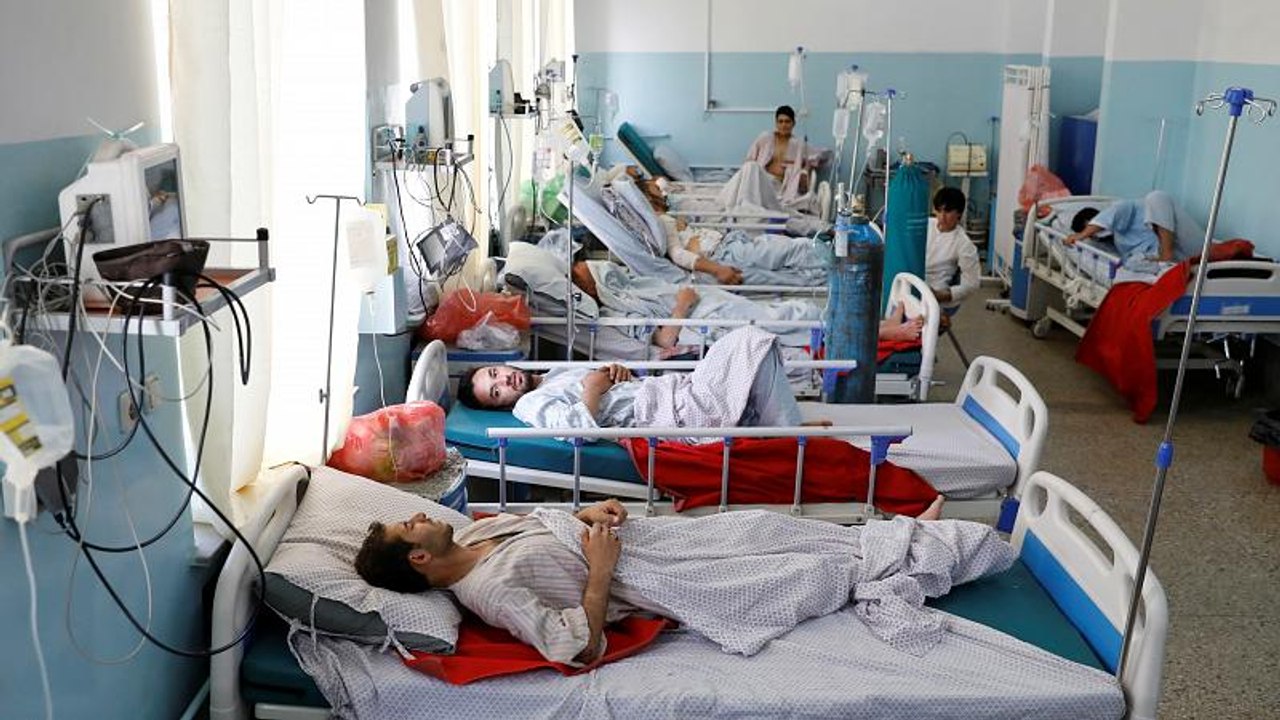 رغم مسودة اتفاق السلام مع أمريكا .. هجوم جديد لطالبان بكابول يوقع عشرات القتلى والجرحى