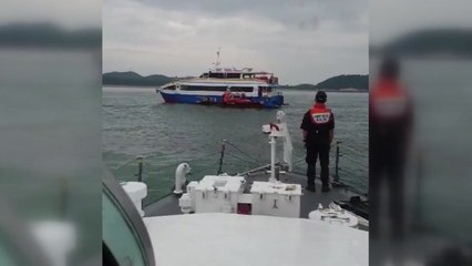 여객선이 어망에 걸려 표류...26명 구조 / YTN