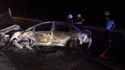 Bariyere çarpan otomobil yandı - TEKİRDAĞ