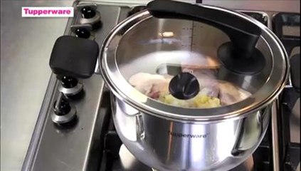 Cooking tinola using the Tupperware Inspire casserole