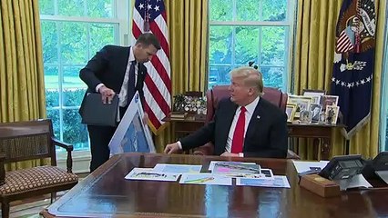 Wirbel um Hurrikan "Dorian": Trump zeigt manipulierte Karte