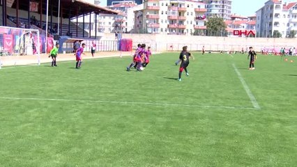 Spor niğde'de u12 cup turnuvası başladı