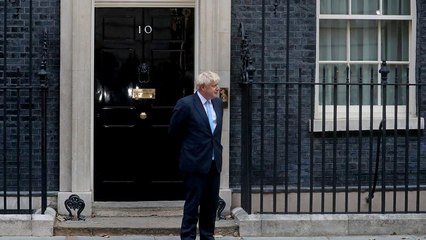 Boris Johnson obrigado a ceder