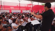 Peru'da imkanı olmayan çocuklara müzik eğitimi fırsatı