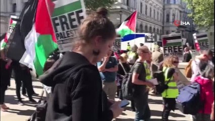 - Netanyahu'nun Londra Ziyareti Protesto Edildi