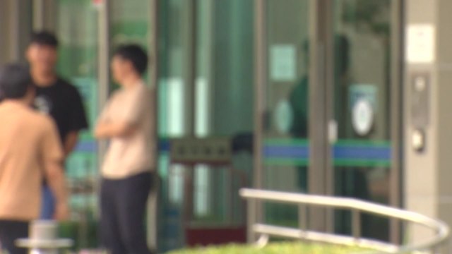 검찰, 조국 부인 '증거인멸' 정황 포착...의전원 교수 소환조사 / YTN