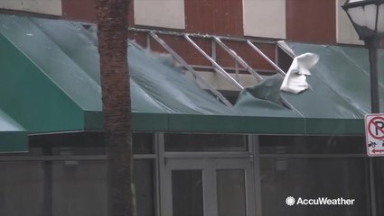 Dorian's wind and rain lash out in Charleston