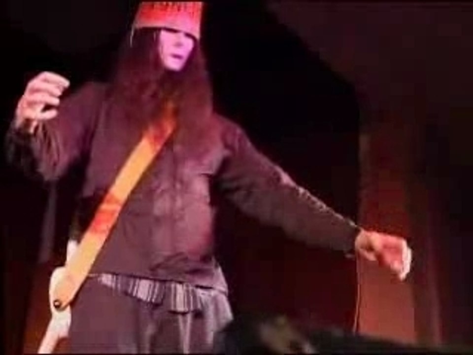 Buckethead-Jowls
