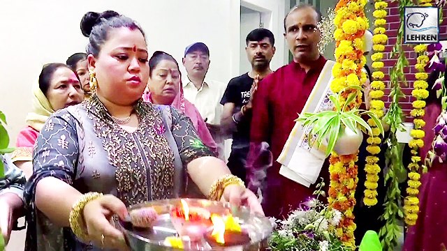 Bharti Singh Performs Ganesh Pooja Before Visarjan