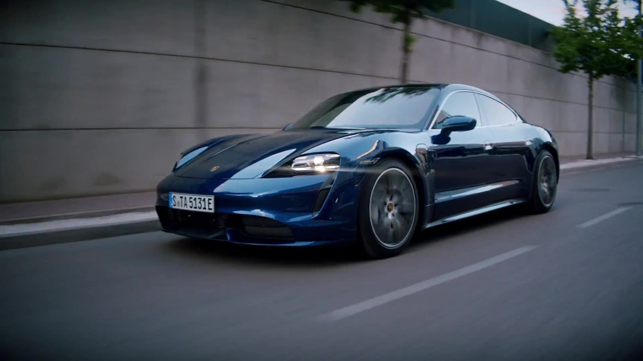 Der neue Porsche Taycan - Performance, electrified