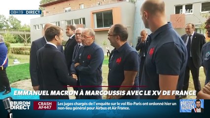 Président Magnien ! : Emmanuel Macron à Marcoussis avec le XV de France - 06/09