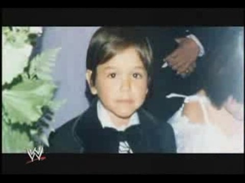 WWE - Rey Mysterio - Crossing Borders