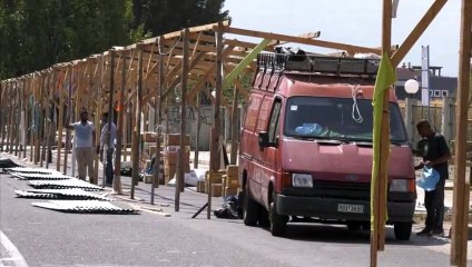 Προετοιμασία για το παζάρι στη Λαμία