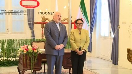 Irán se aleja del pacto nuclear