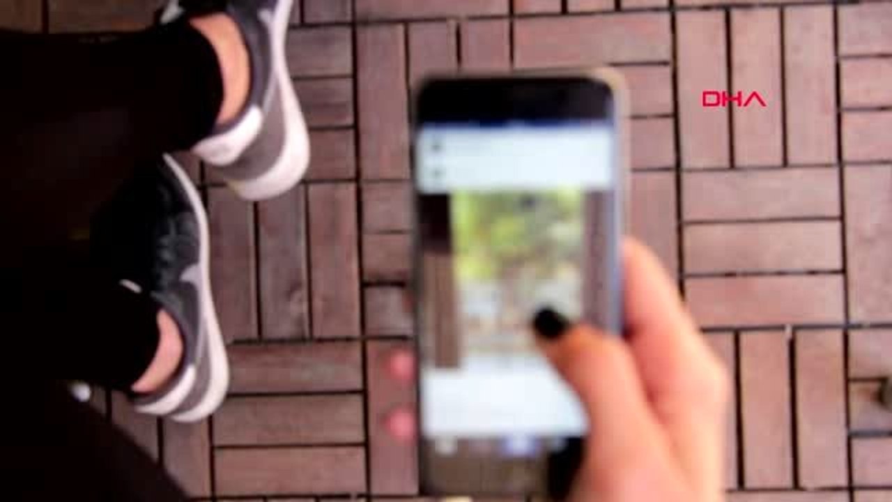 Uzun süre telefona bakmak kadınlar için daha zararlı