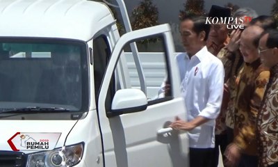 Jokowi Luncurkan Mobil Esemka