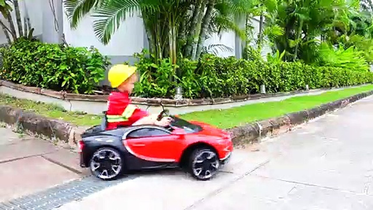 Vlad and Nikita playing cafe Drive true